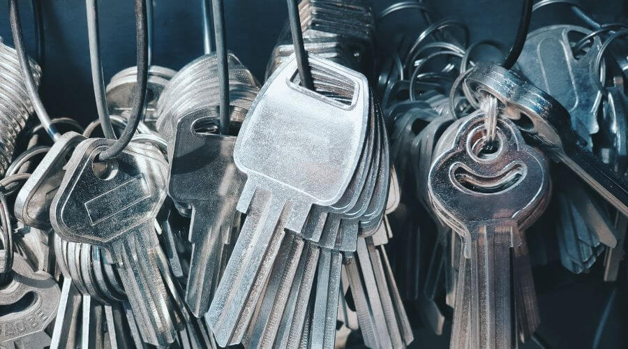 Professional residential roofers in McLaughlin, SD